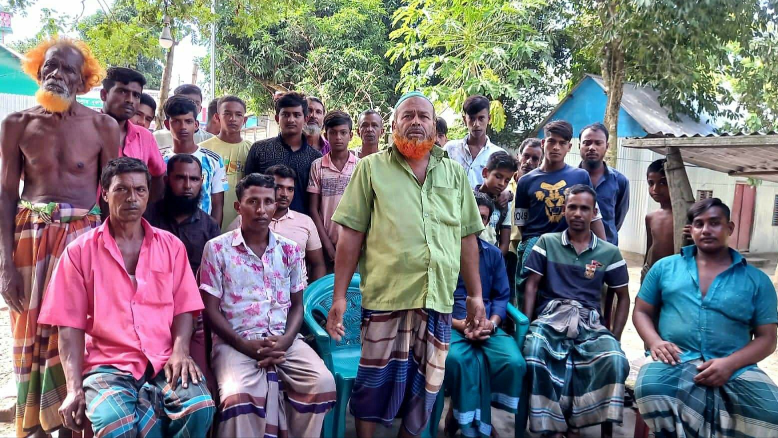 রায়পুরায় মেঘনা নদীতে ডাকাতি, কোটি টাকার লোকসানে ব্যবসায়ীরা