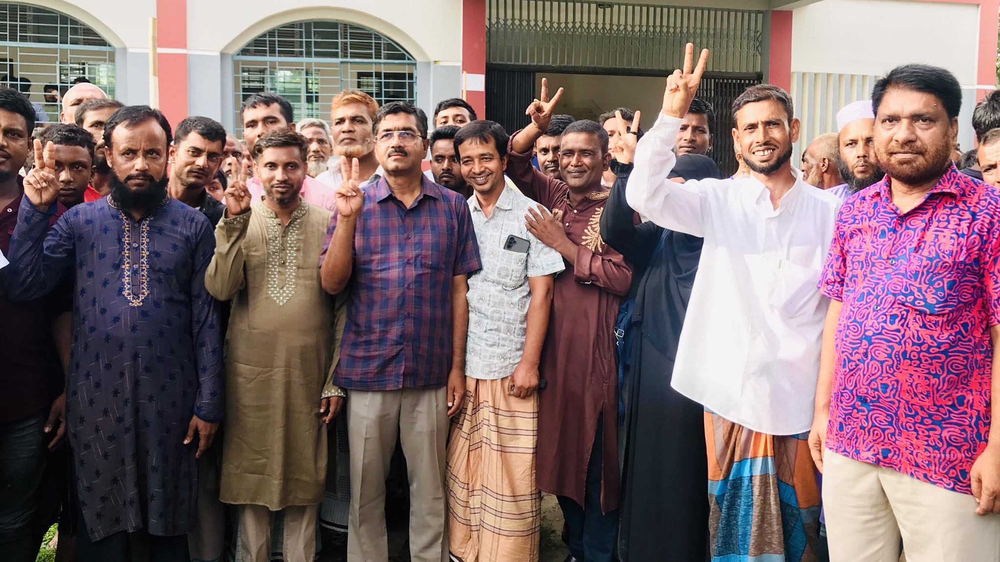 শিবপুরে দত্তেরগাঁও উচ্চ বিদ্যালয় পরিচালনা কমিটির নির্বাচন অনুষ্ঠিত