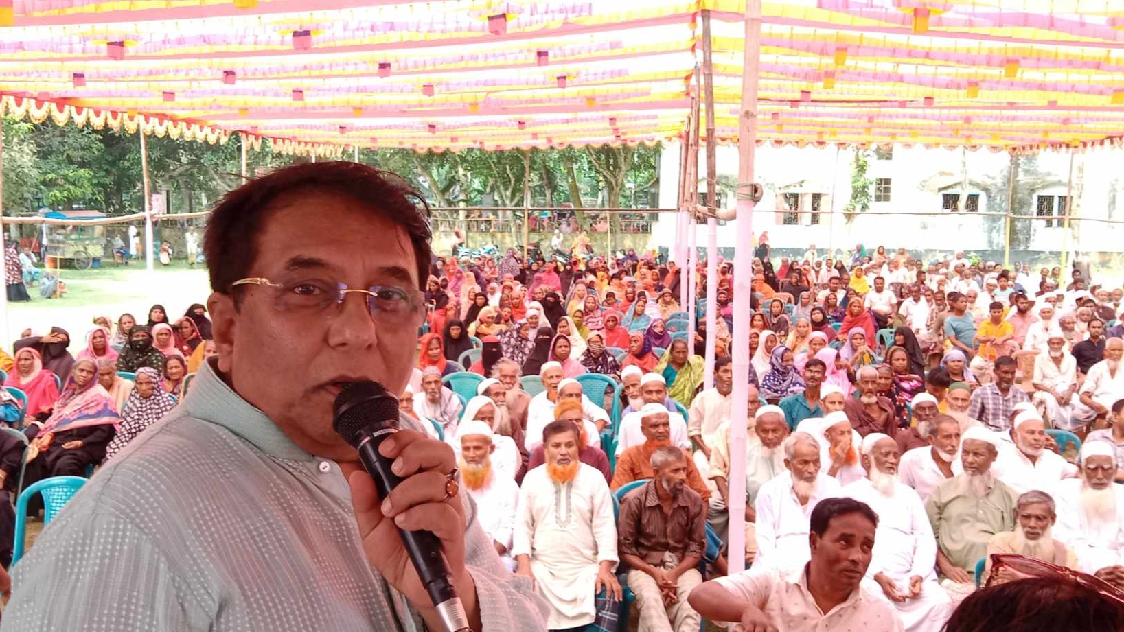 শিবপুরে সামাজিক সুরক্ষা সুবিধাভোগী ও সূধীজনের সাথে মতবিনিময় করেন, এমপি মোহন