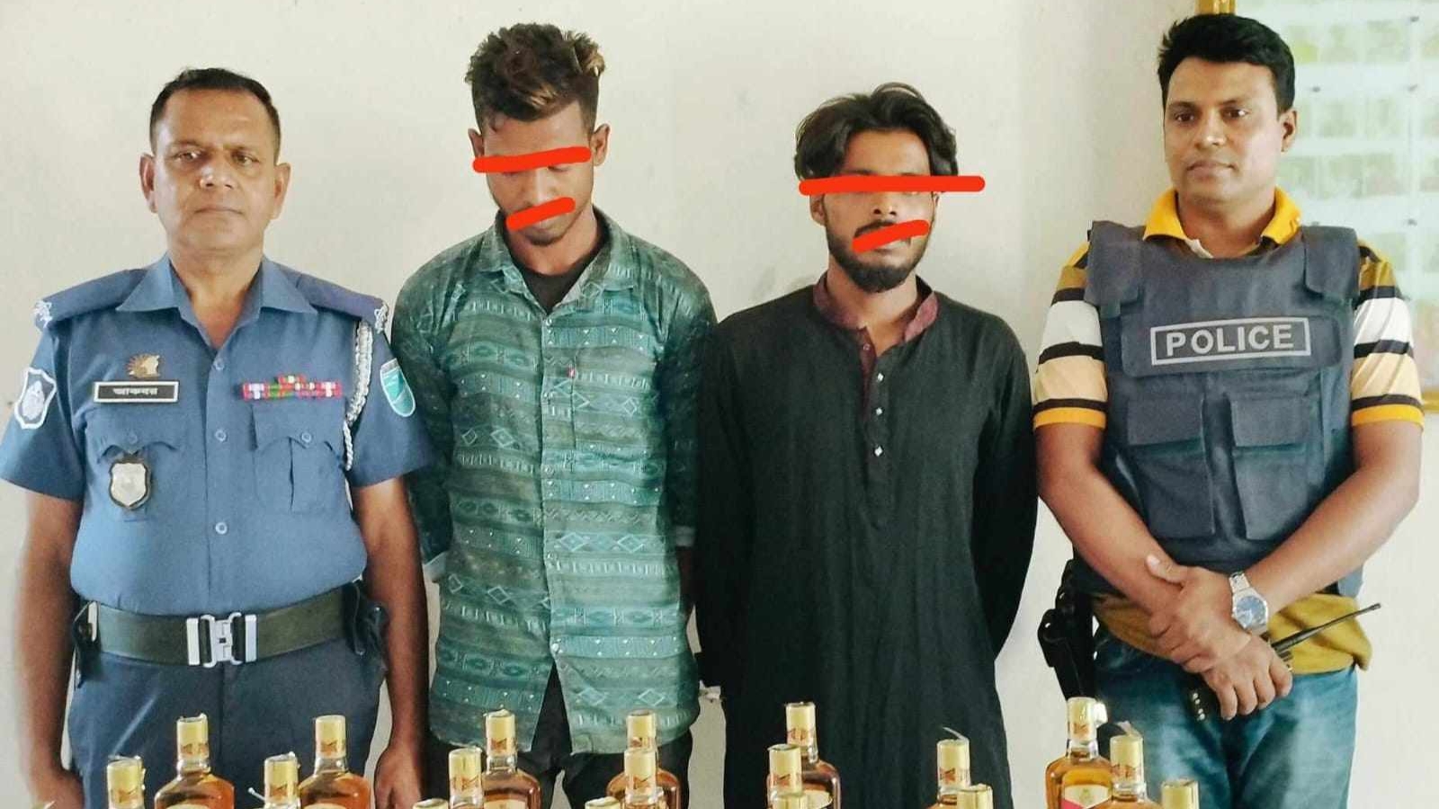 রায়পুরায় ২০ বোতল বিদেশী মদসহ ২ জন গ্রেপ্তার