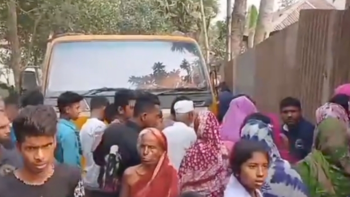 শিবপুরে রাস্তার পাশে খেলতে গিয়ে প্রাণ গেল শিশুর