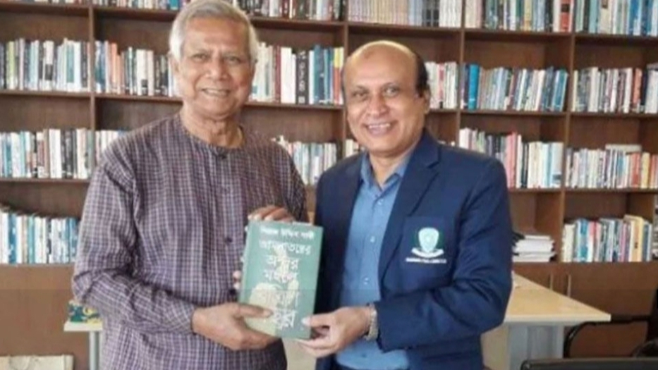 প্রধান উপদেষ্টার মুখ্য সচিব নিয়োগ পেলেন পলাশের কৃতি সন্তান