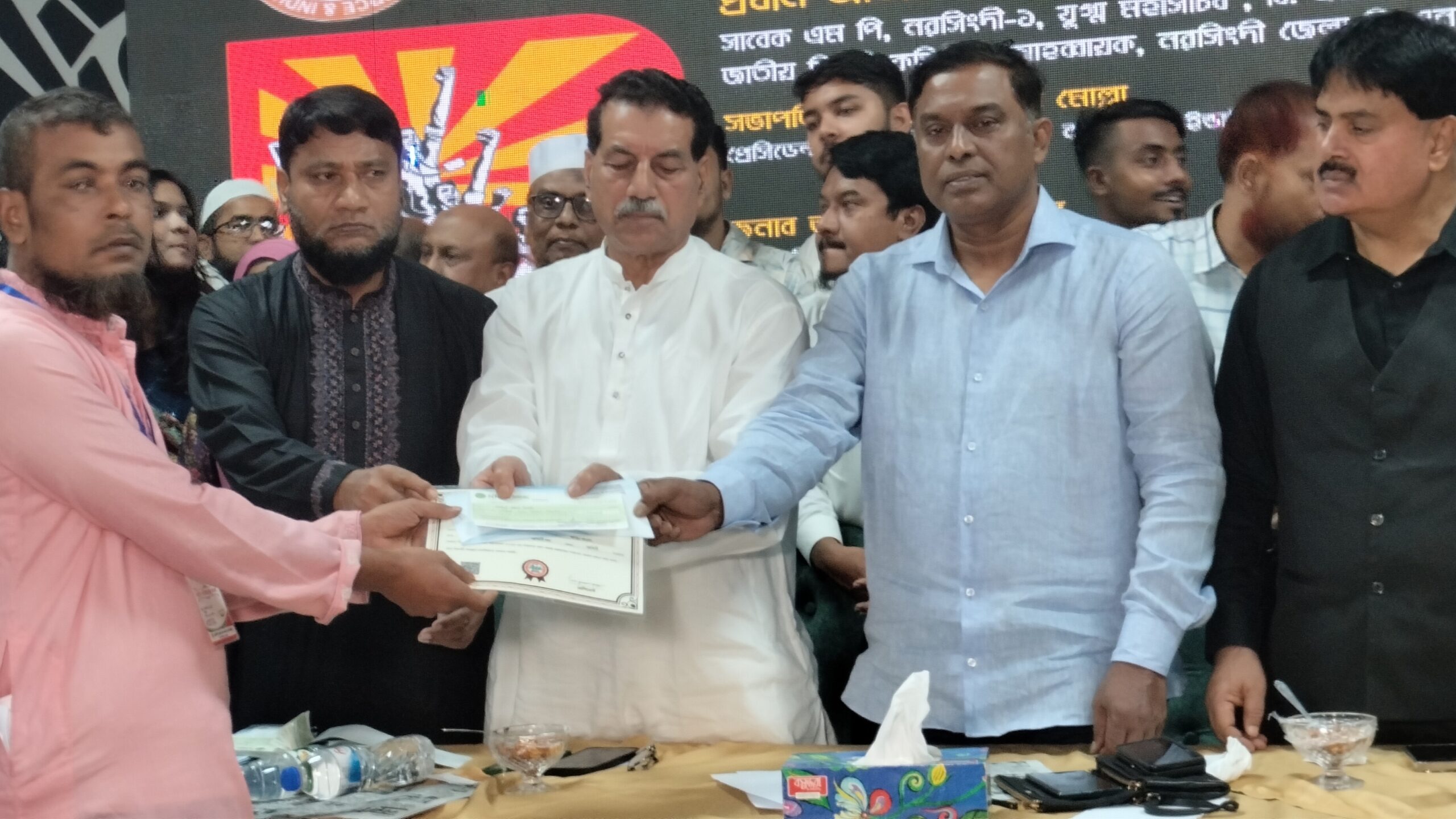 শহীদ পরিবারকে ভুলে গেলে বেইমানি হবে : খায়রুল কবীর খোকন