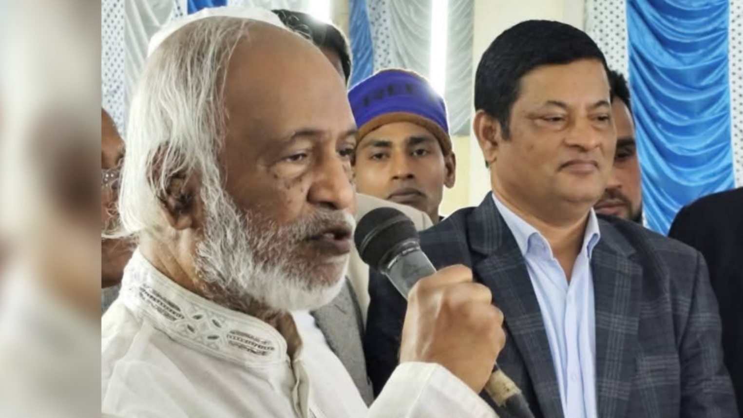 ফুলের নামের পলাশে প্রতিটি মানুষ মিলেমিশে শান্তিতে থাকবে : মঈন খান