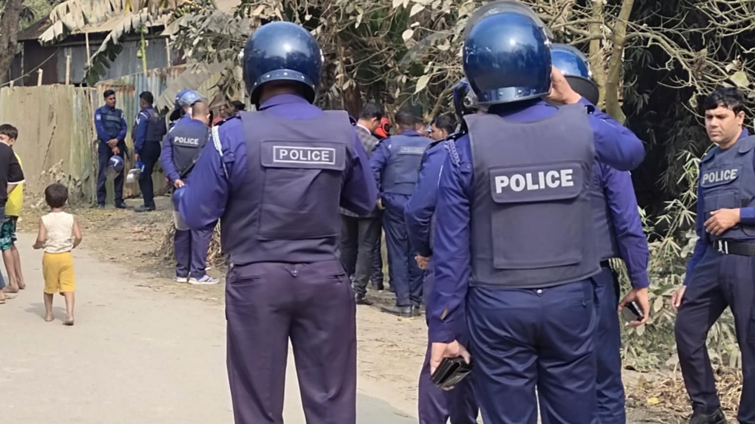 রায়পুরায় দুই চেয়ারম্যান গ্রুপে বন্দুক যুদ্ধে নিহত ১॥