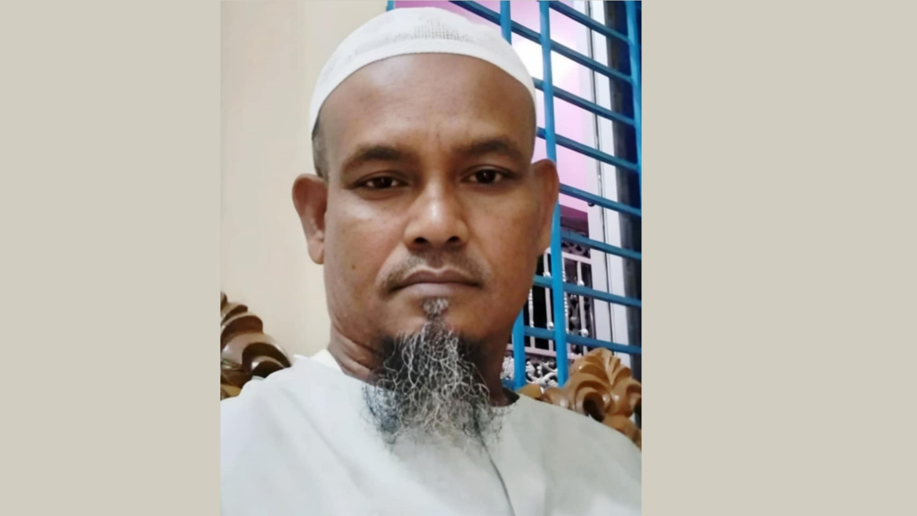 রায়পুরায় নামাজ থেকে বের হয়ে গুলিবিদ্ধ ইউপি সদস্য, প্রতিবাদে সড়ক অবরোধ