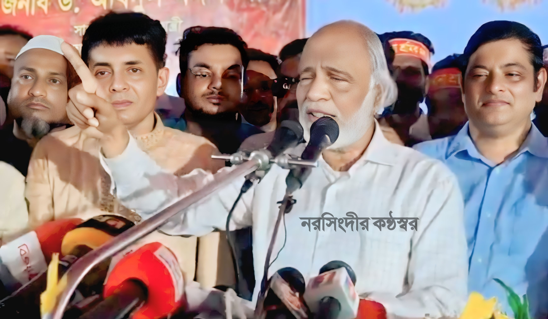 সংস্কারের দোহাই দিয়ে অন্তর্বর্তীকালীন সরকার দীর্ঘায়িত করার সুযোগ নেই : মঈন খান