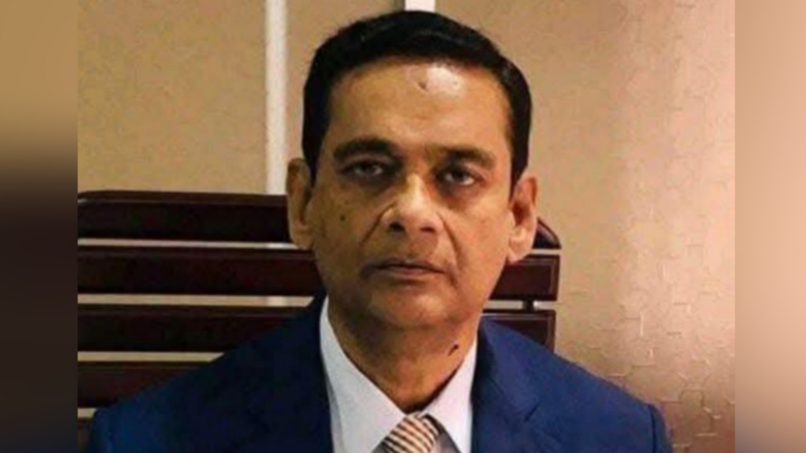 মনোহরদীতে কুরবানীর পশু কিনতে গিয়ে সাবেক উপজেলা চেয়ারম্যান আটক