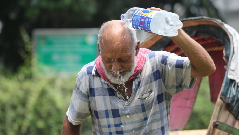 ২৫ জেলার ওপর দিয়ে চলছে মৃদু তাপপ্রবাহ