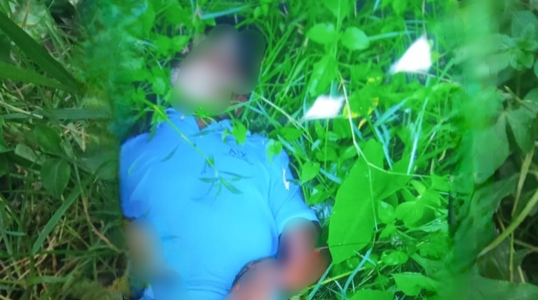 ঘোড়াশালে বিদ্যুতের ছেঁড়া তারে জড়িয়ে যুবকের মৃত্যু