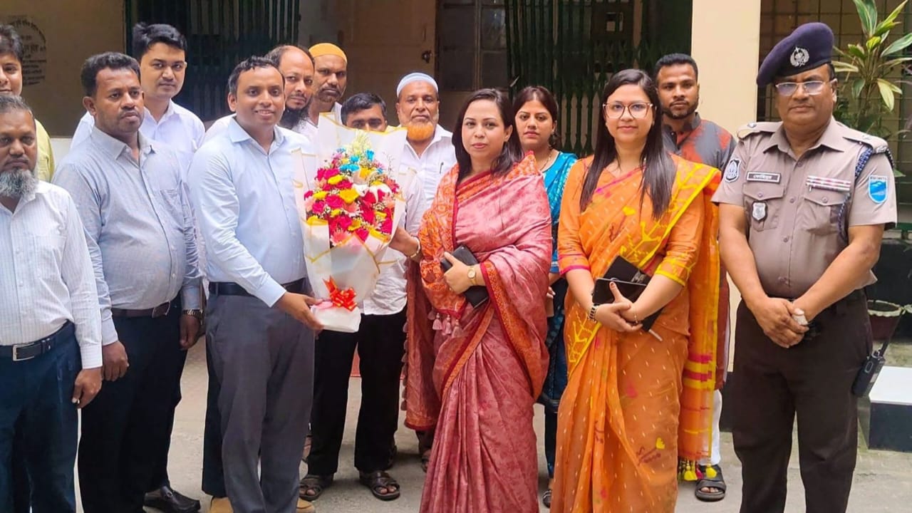 শিবপুর উপজেলা পরিদর্শন করলেন জেলা প্রশাসক ইসরাত জাহান কেয়া