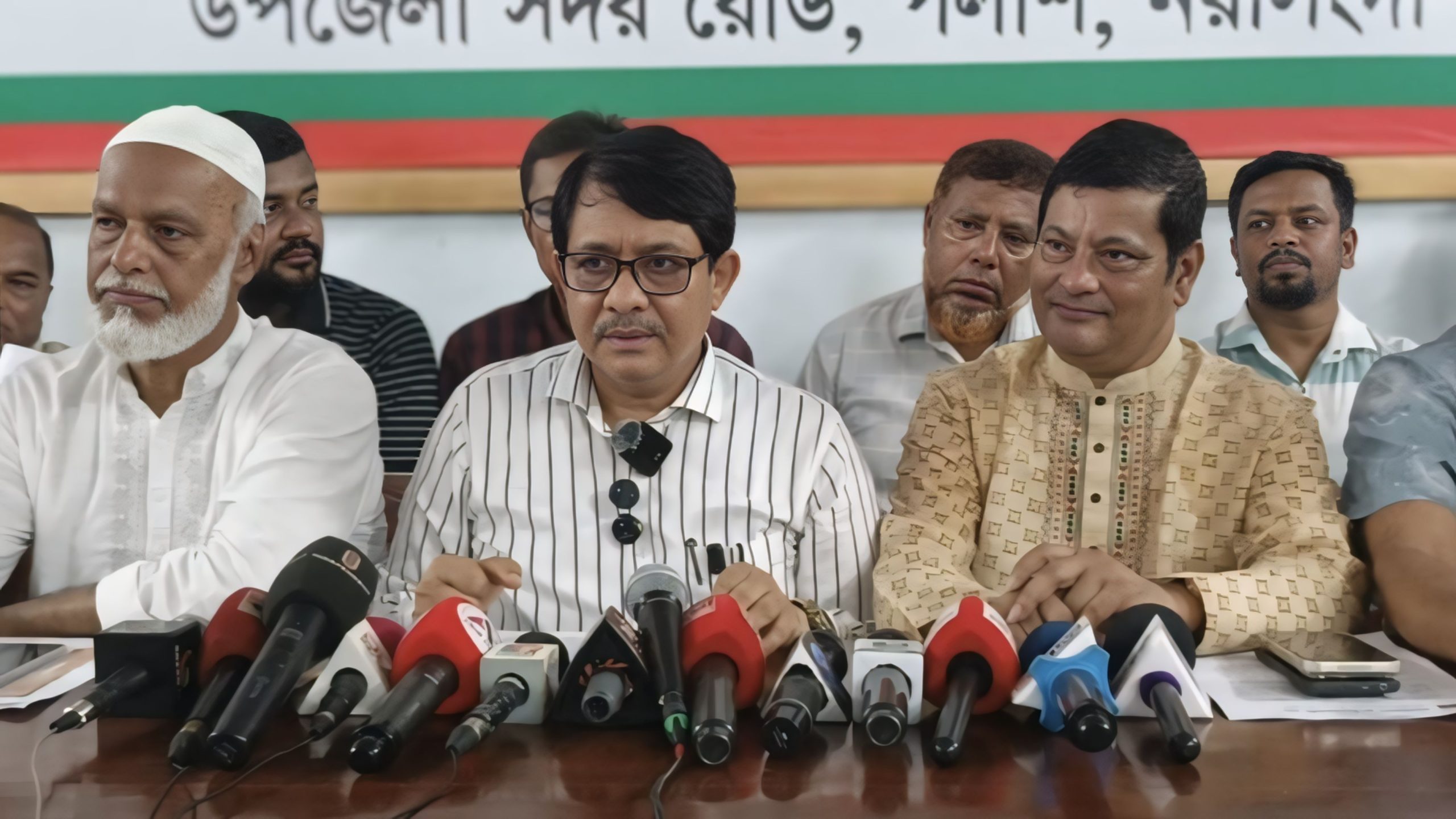 পলাশে সংবাদ সম্মেলনে বিএনপিকে নিয়ে বিভ্রান্তিকর তথ্য প্রচারের অভিযোগ